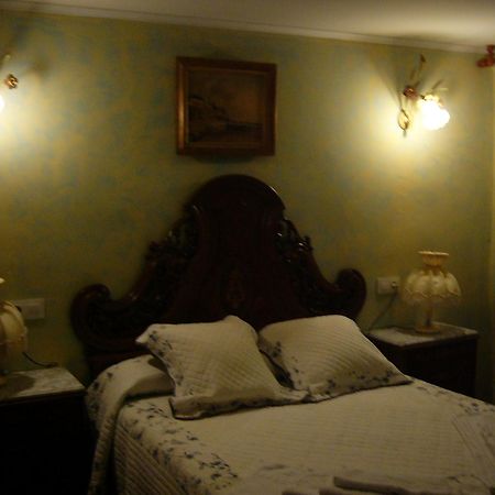 Casa Victoria Hotell Cirueña Eksteriør bilde